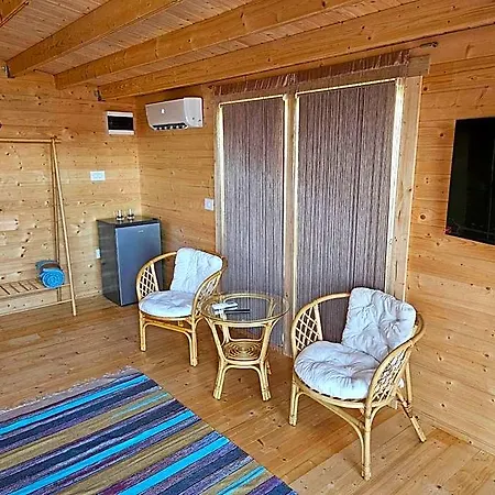 Mar A Glamping23 *